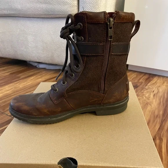 UGG Kesey Boots - waterproof and Sherpa lined combat boots - Picture 8 of 12